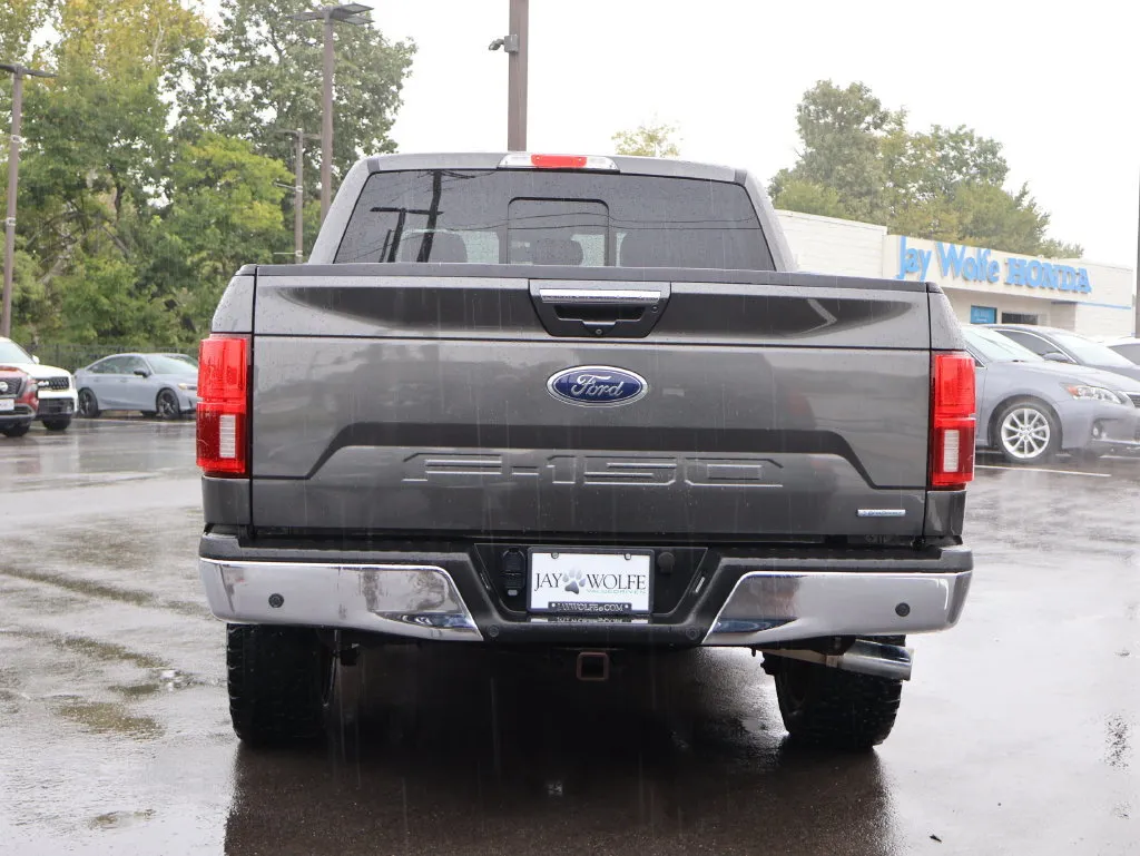 Ford F-150 photo 6