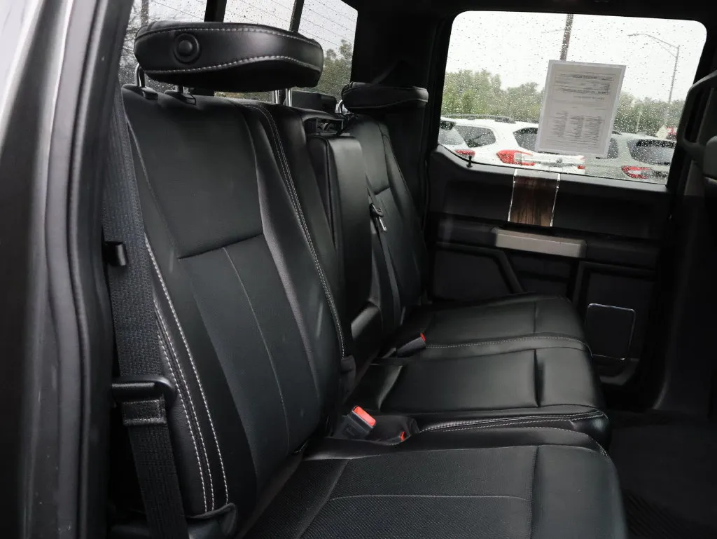 Ford F-150 photo 12