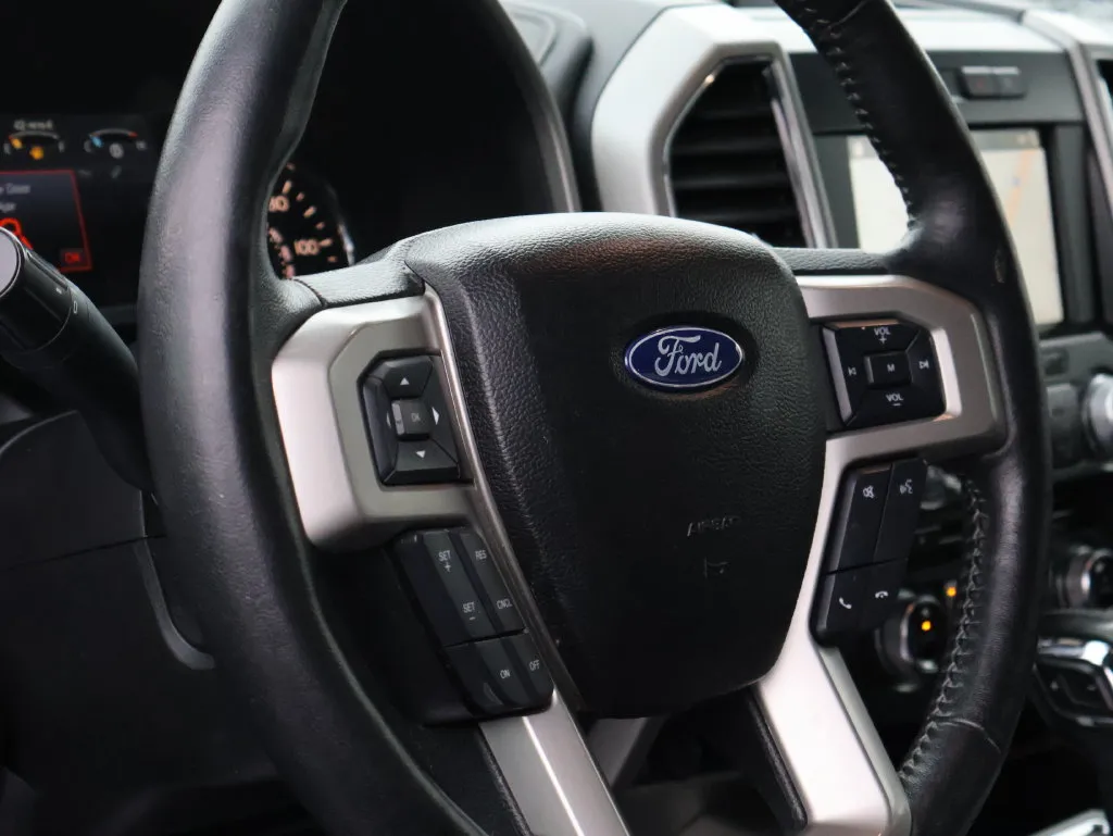 Ford F-150 photo 17