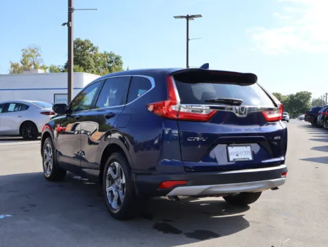 More photos of 2019 Honda CR-V EX-L at Jay Wolfe Honda, MO