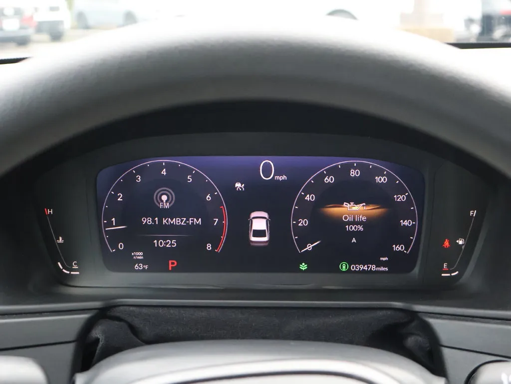 Honda Accord photo 25