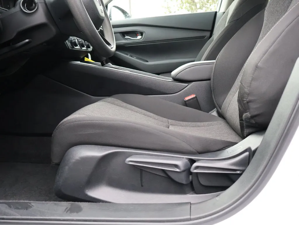 Honda Accord photo 28