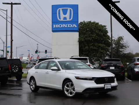 White 2024 Honda Accord Sedan LX for sale in Kansas City, MO