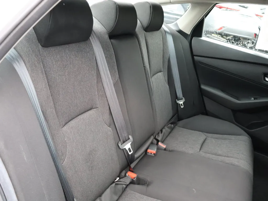 Honda Accord photo 12