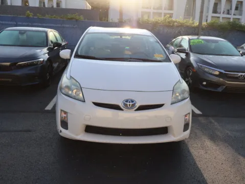 Photos of 2011 Toyota Prius IV for sale in Kansas City, MO at Jay Wolfe Honda