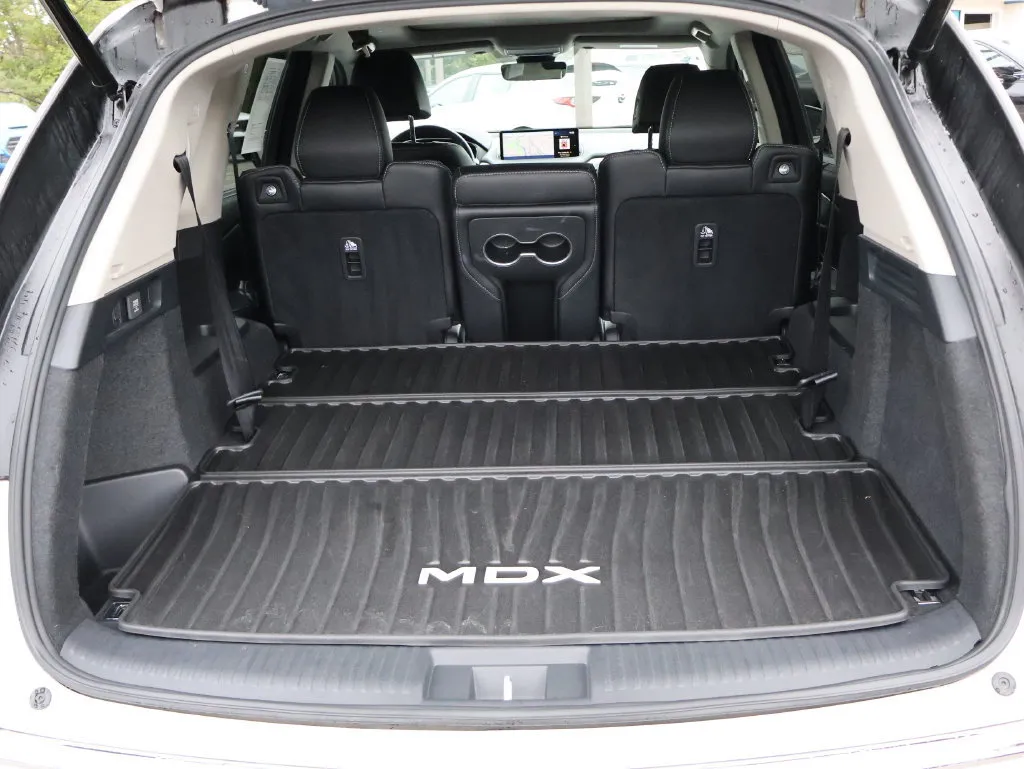 Acura MDX photo 15