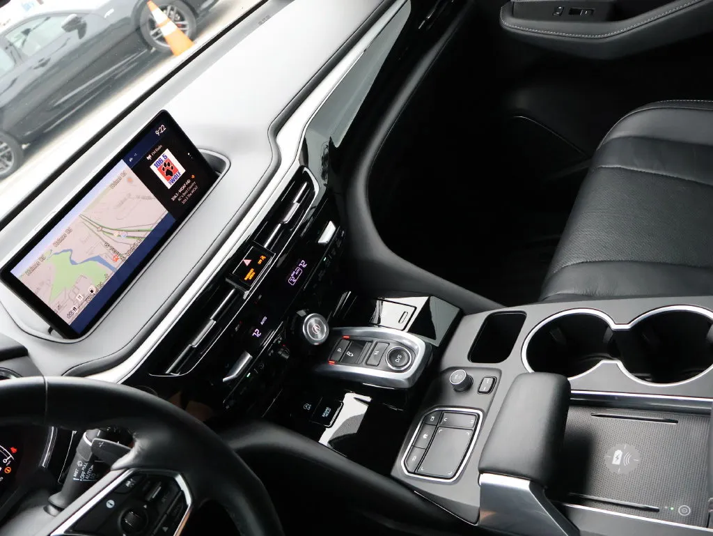 Acura MDX photo 19