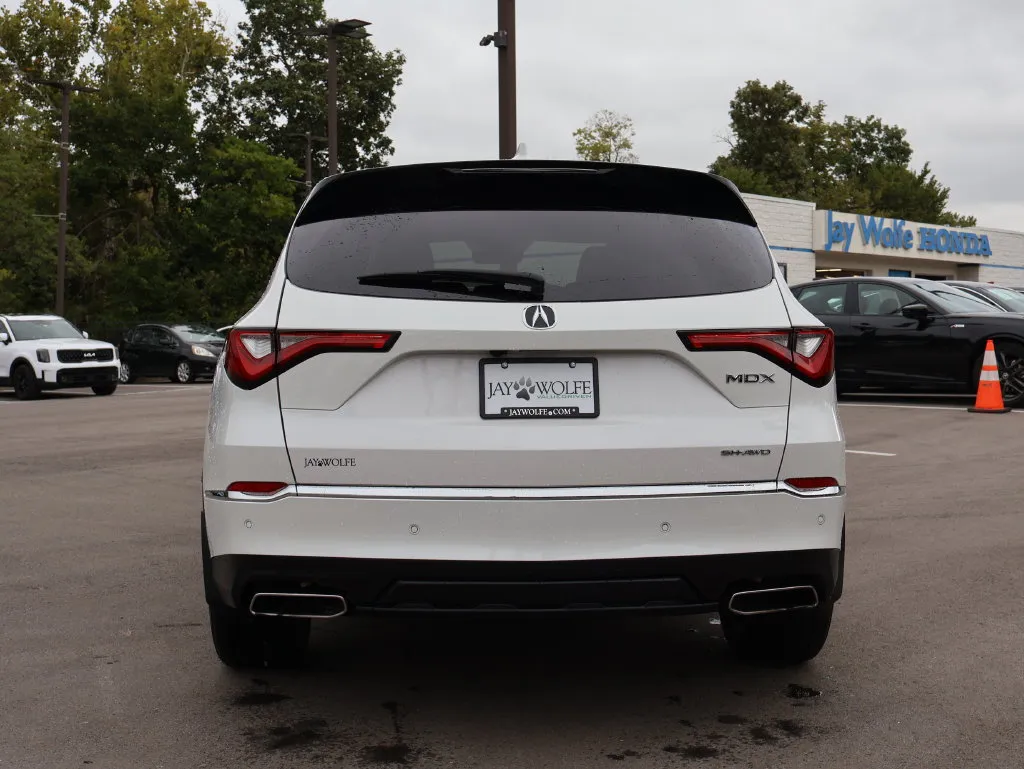Acura MDX photo 6