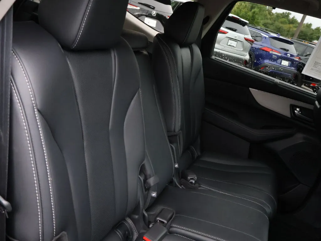 Acura MDX photo 12