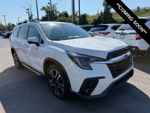 White 2023 Subaru Ascent Touring for sale in Kansas City, MO
