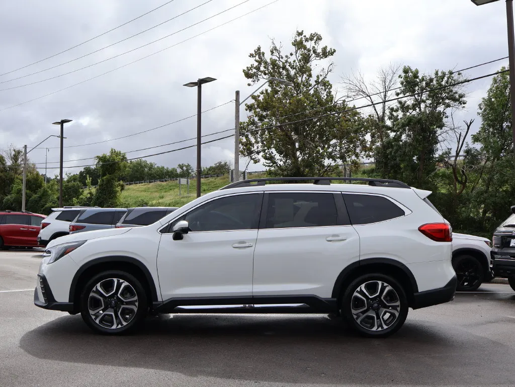 Subaru Ascent photo 4