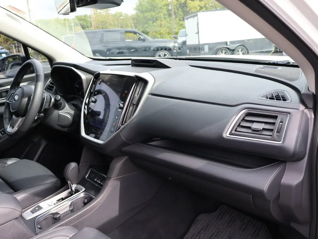 Subaru Ascent photo 9