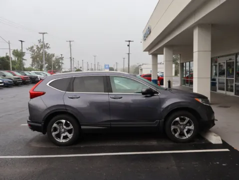 More photos of 2018 Honda CR-V EX at Jay Wolfe Honda, MO