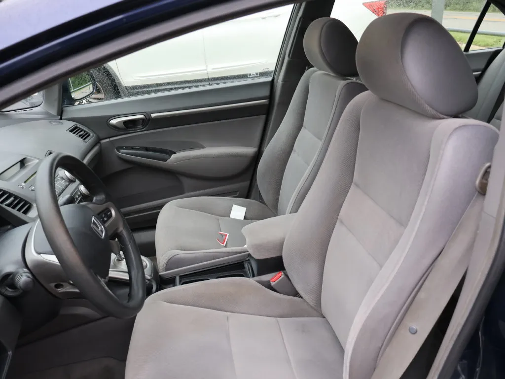 Honda Civic photo 10