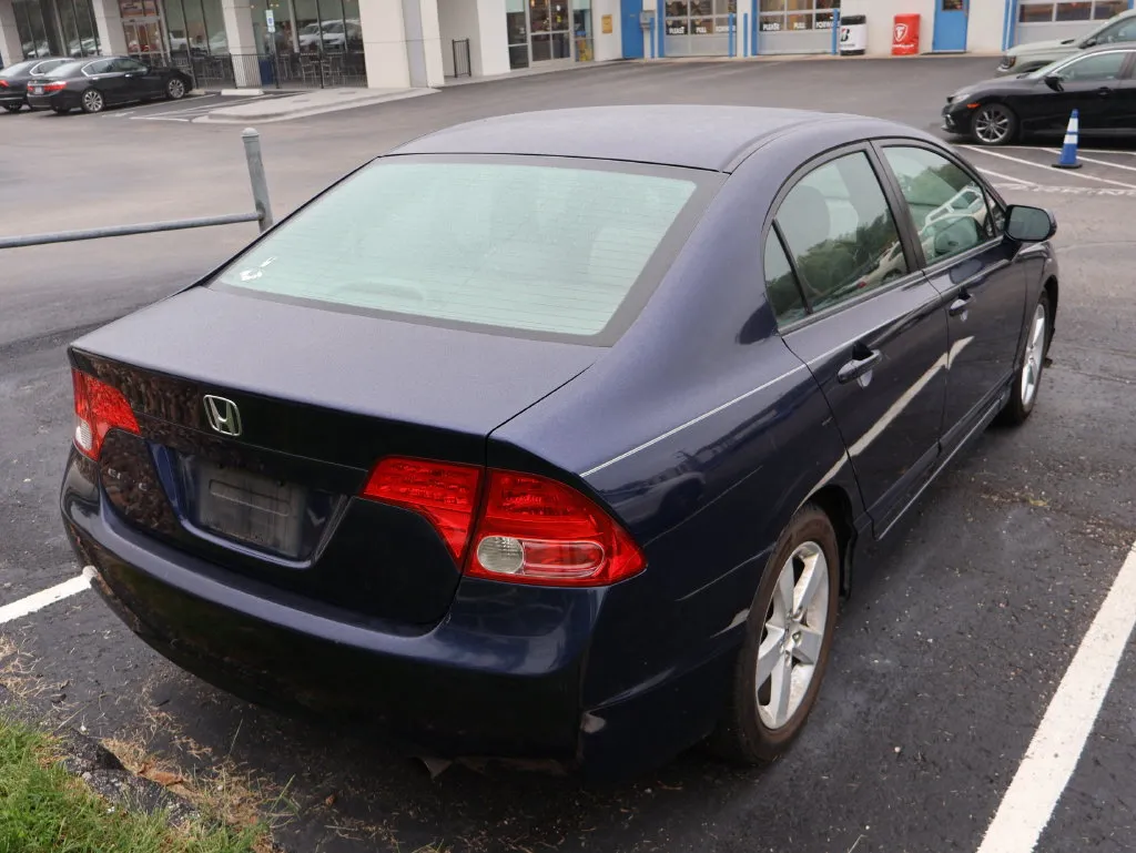 Honda Civic photo 7