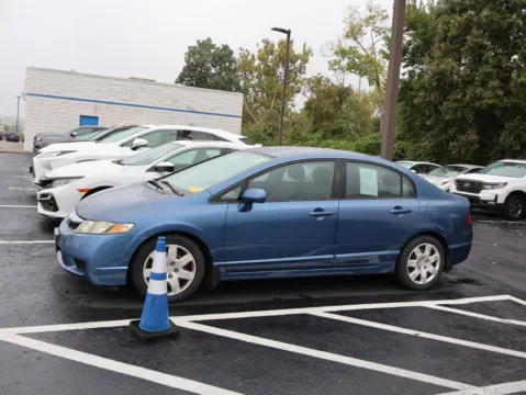 More photos of 2010 Honda Civic Sdn LX at Jay Wolfe Honda, MO