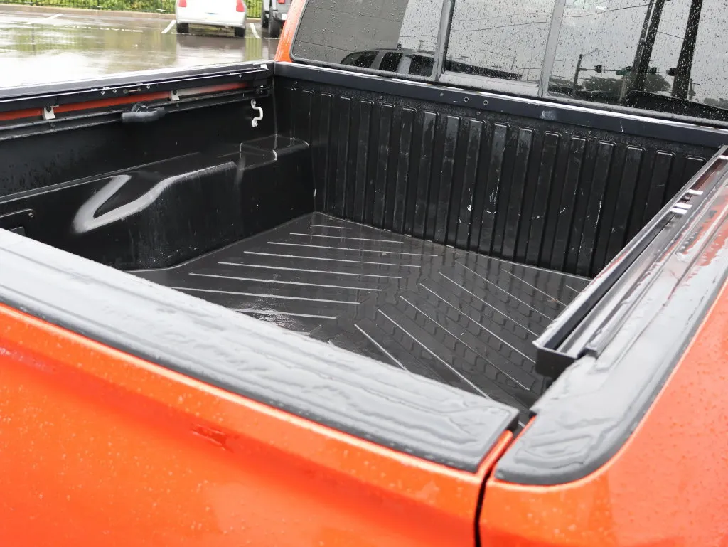 Toyota Tacoma photo 15