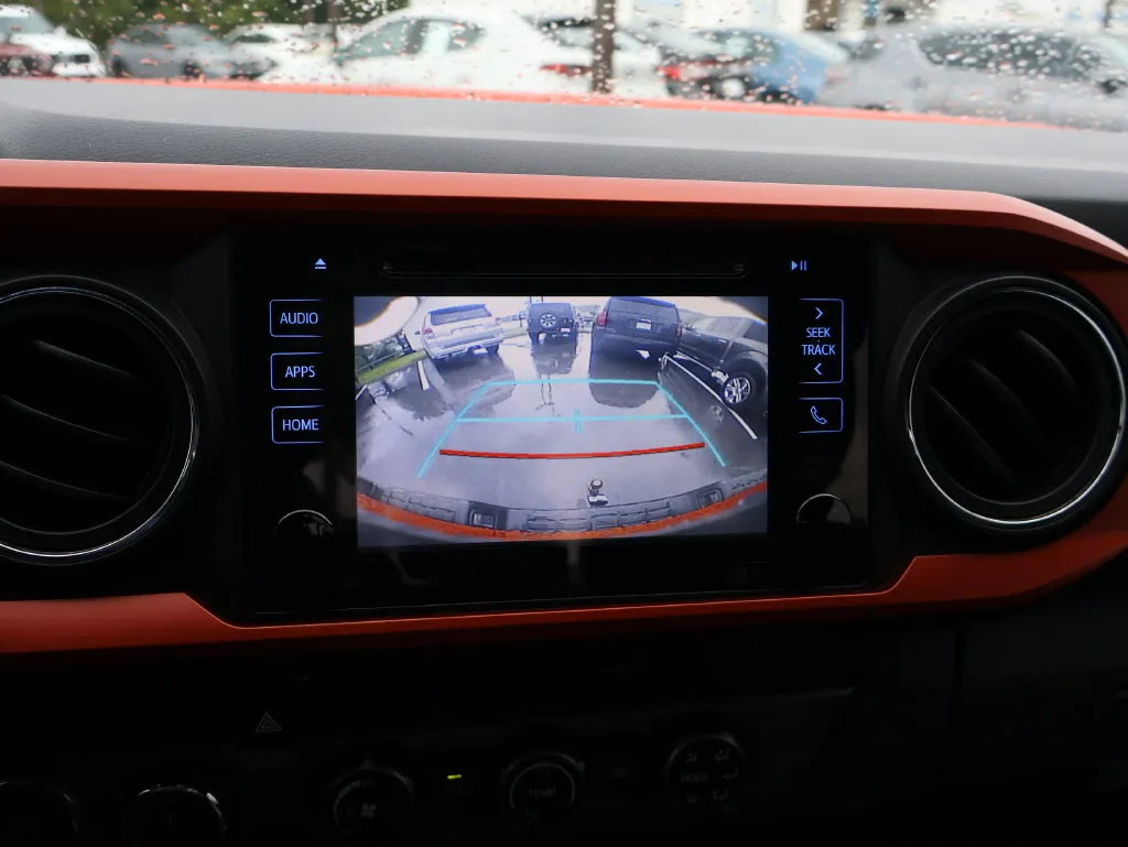 Toyota Tacoma photo 20
