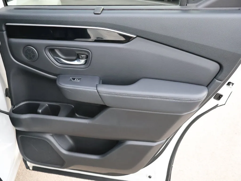 Honda Pilot photo 14