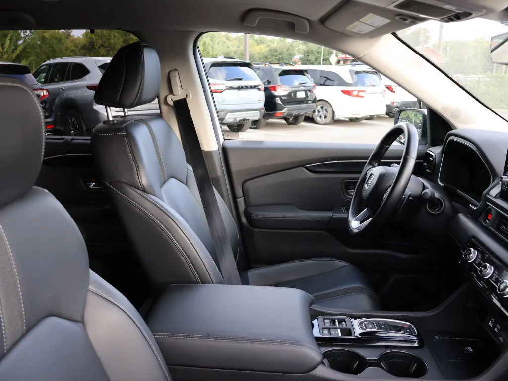 Honda Pilot photo 8