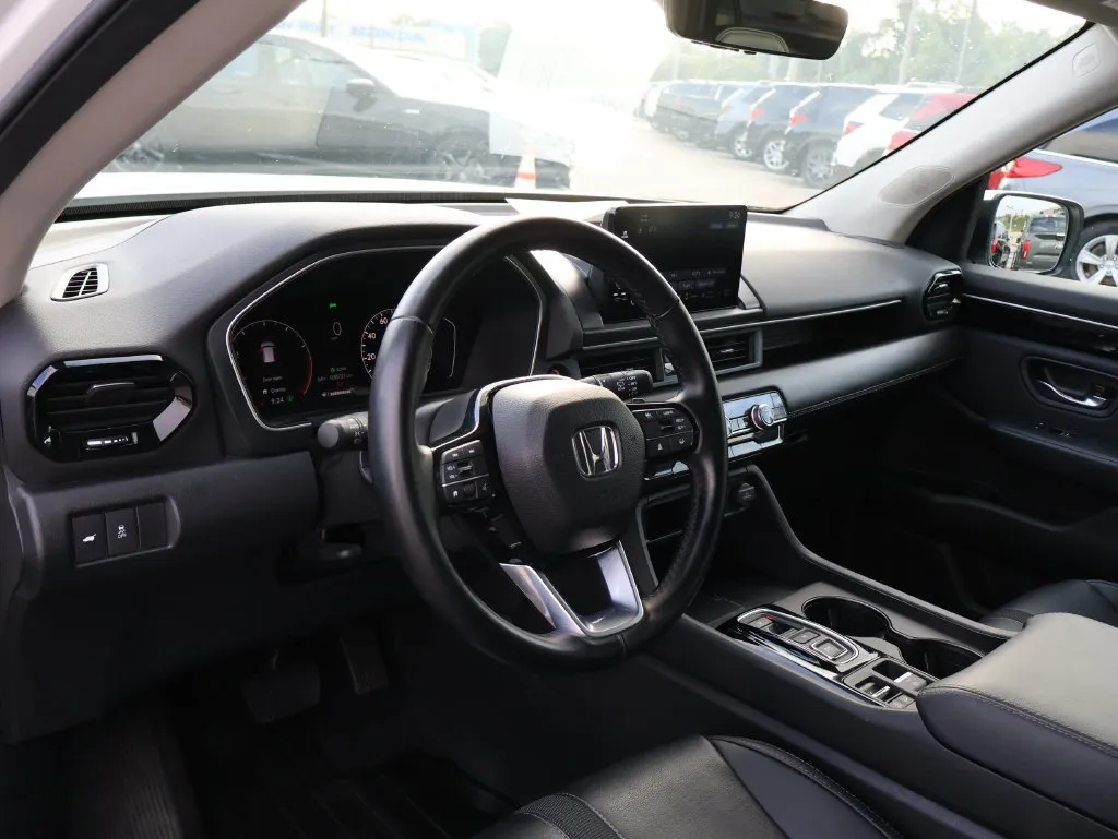 Honda Pilot photo 17