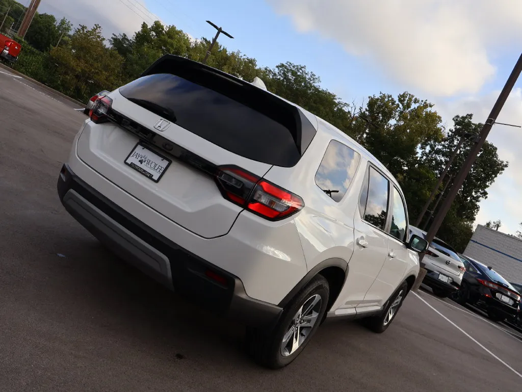 Honda Pilot photo 7
