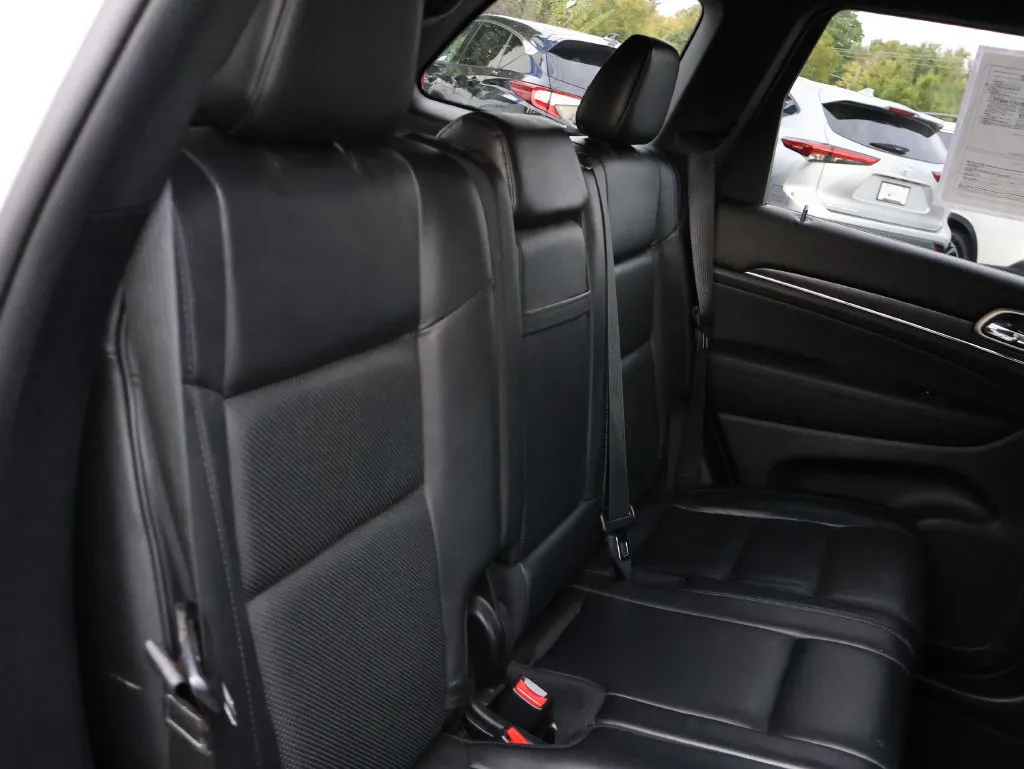 Jeep Grand Cherokee photo 12