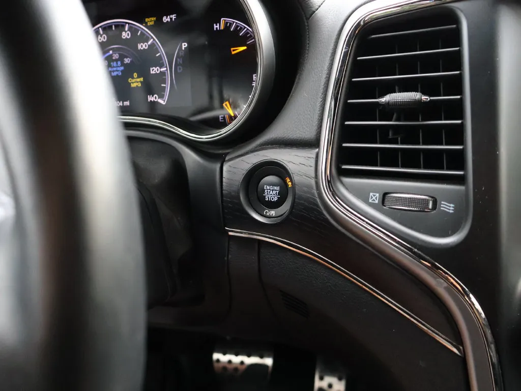 Jeep Grand Cherokee photo 27