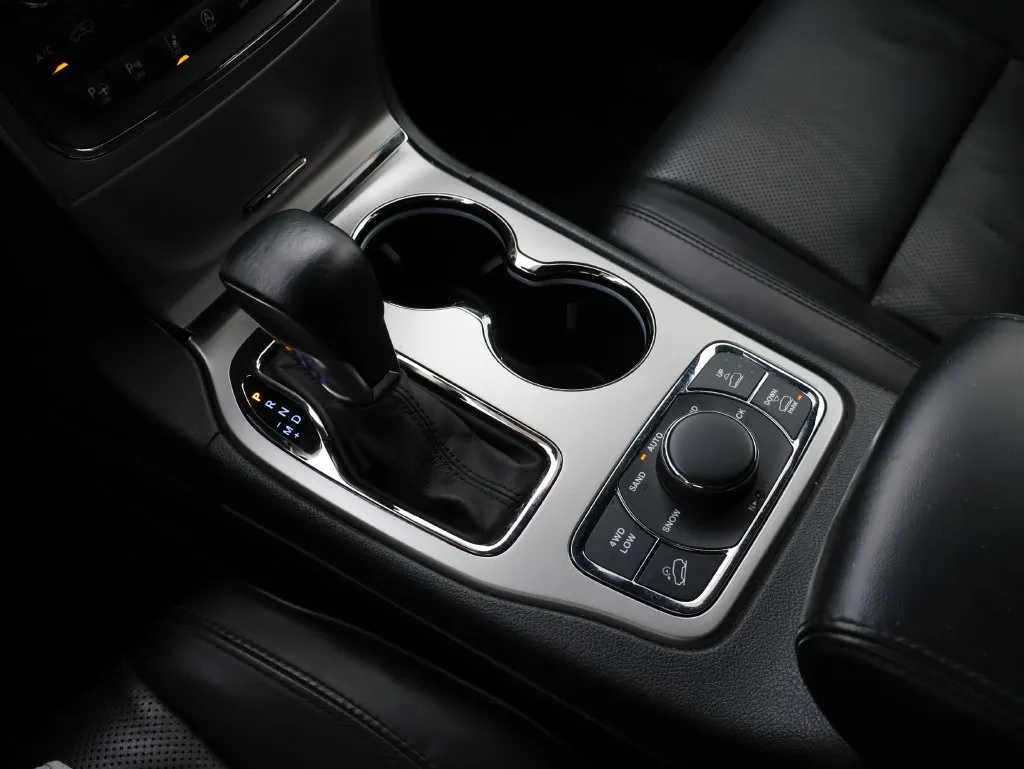 Jeep Grand Cherokee photo 24