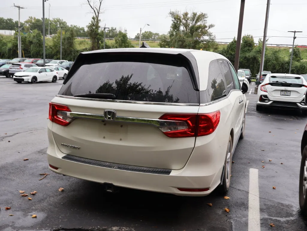 Honda Odyssey photo 7