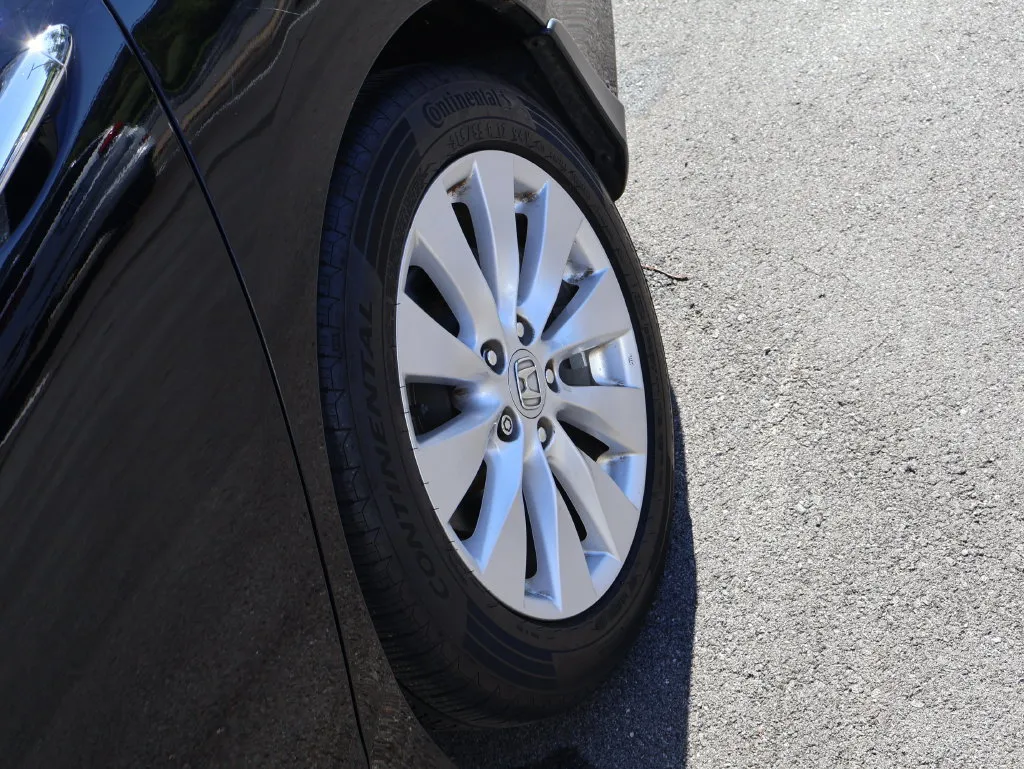 Honda Accord photo 32