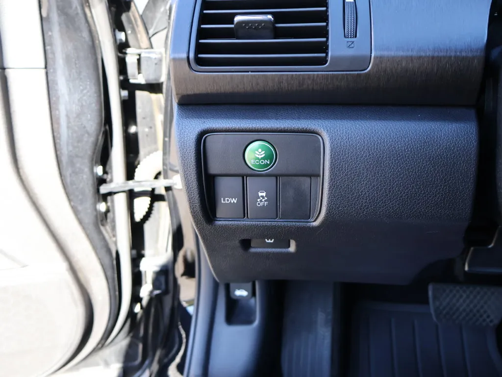 Honda Accord photo 28