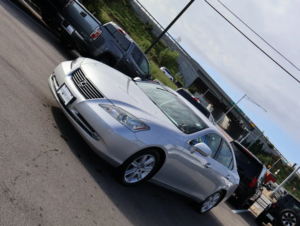 Lexus ES photo 3