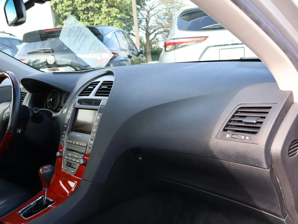 Lexus ES photo 9