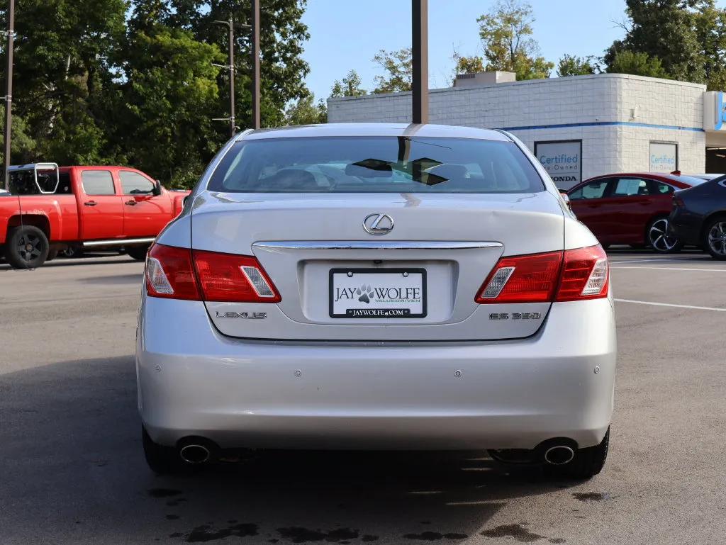 Lexus ES photo 6