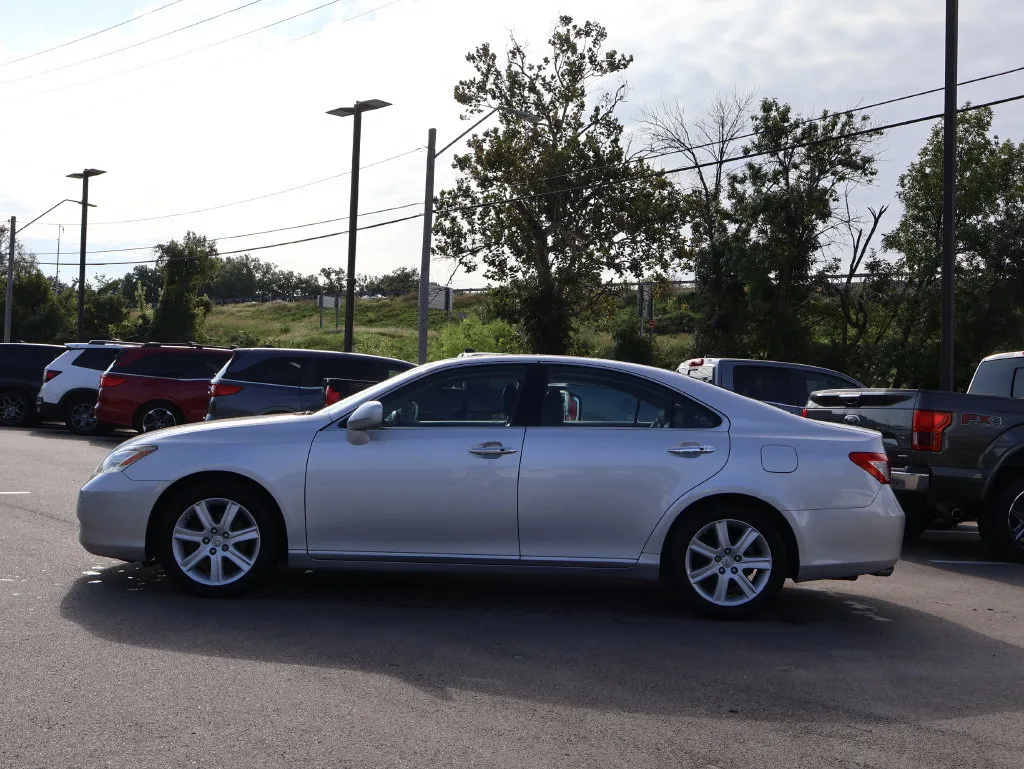 Lexus ES photo 4