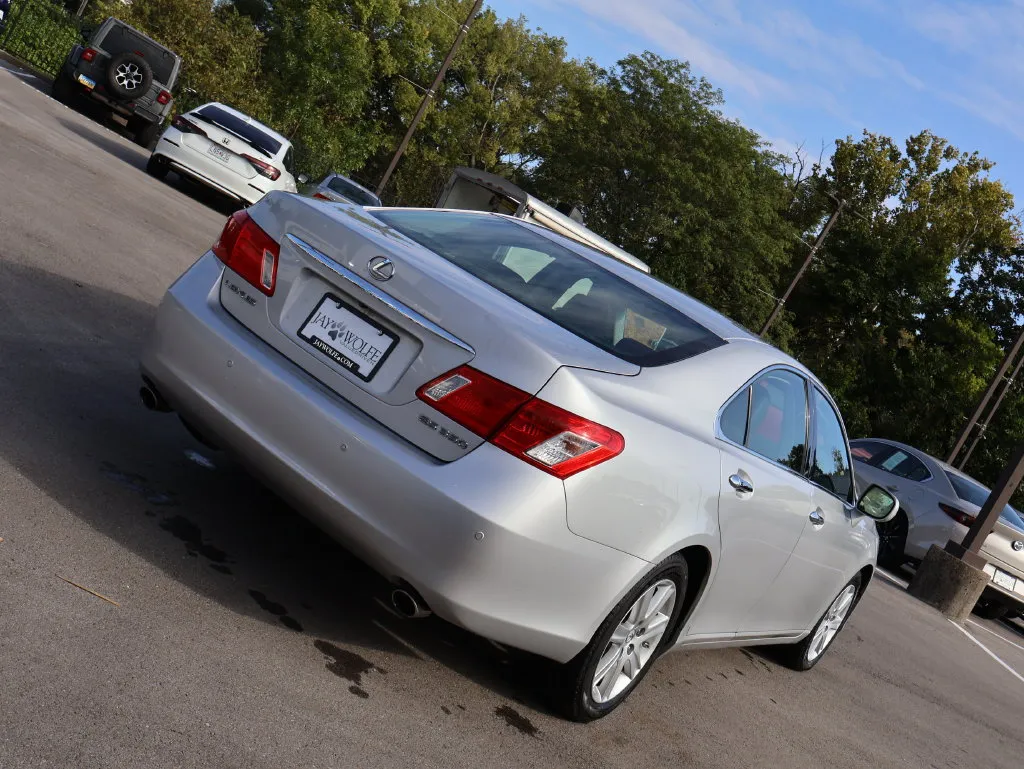 Lexus ES photo 7