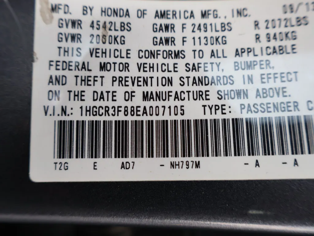 Honda Accord photo 13