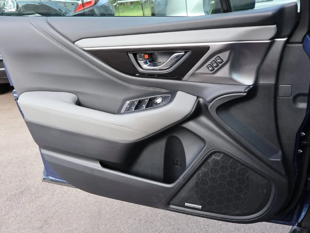 Subaru Outback photo 32