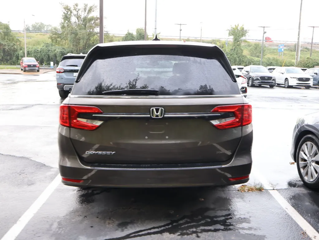 Honda Odyssey photo 6
