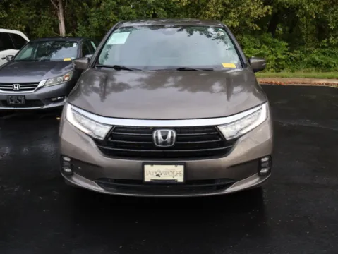 Photos of 2021 Honda Odyssey EX for sale in Kansas City, MO at Jay Wolfe Honda