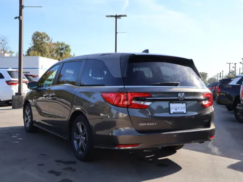 More photos of 2021 Honda Odyssey EX at Jay Wolfe Honda, MO