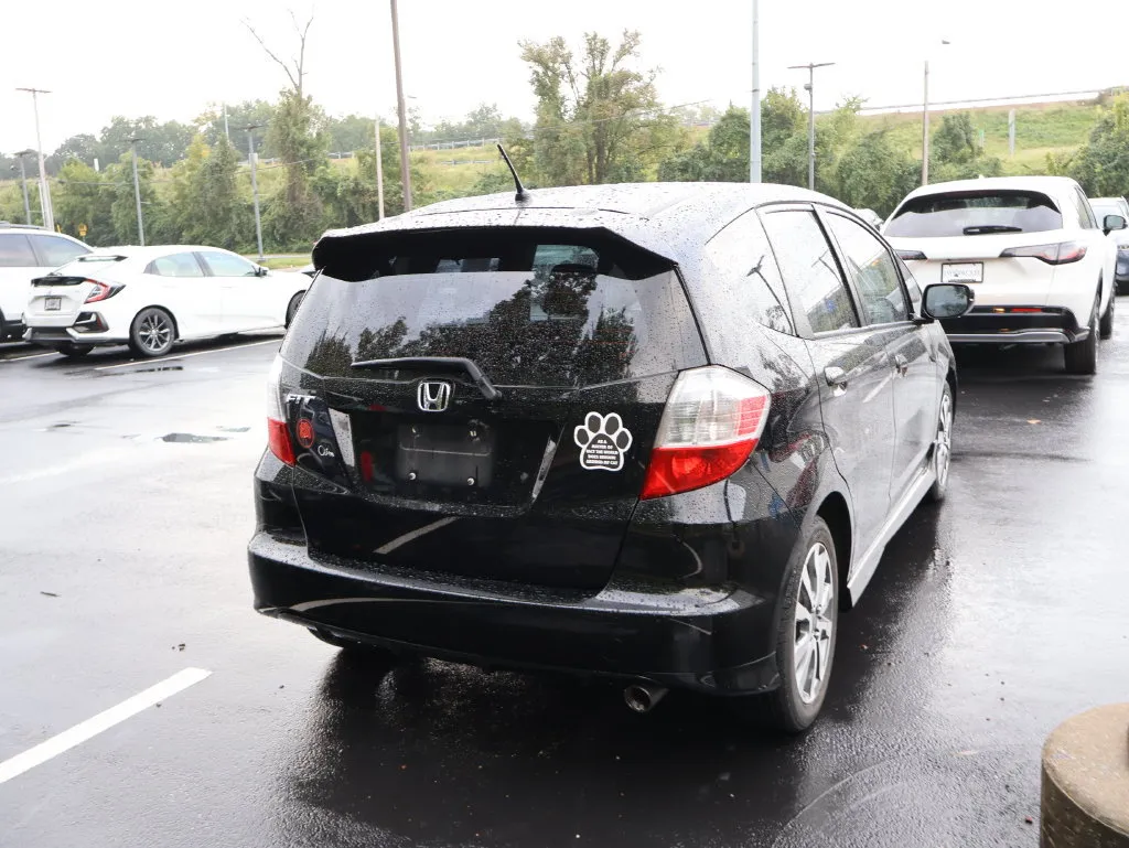 Honda Fit photo 7