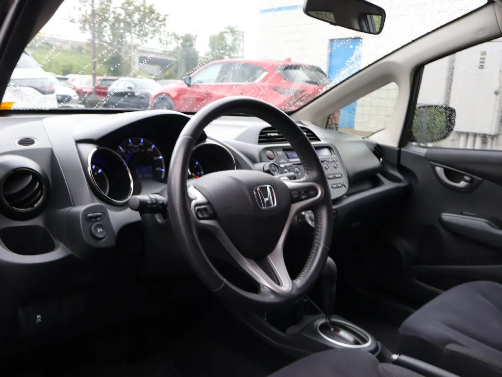 Honda Fit photo 9