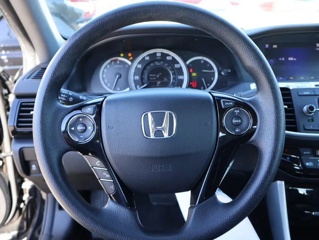 Honda Accord photo 24