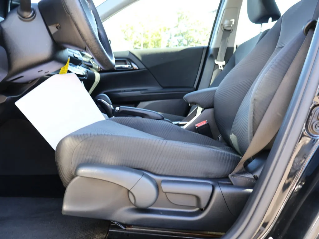 Honda Accord photo 27