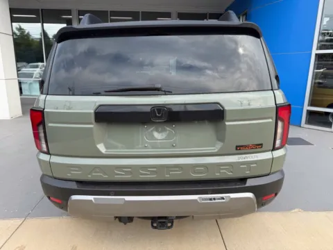 More photos of 2026 Honda Passport TrailSport Elite Blackout at Jay Wolfe Honda, MO
