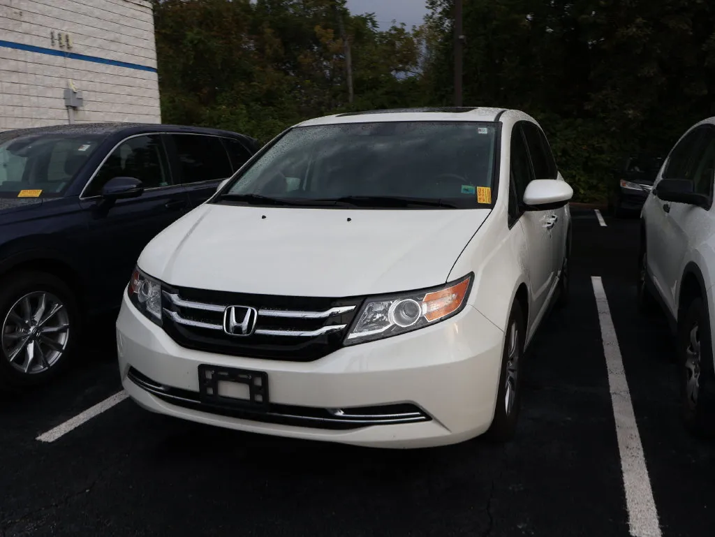 Honda Odyssey photo 3