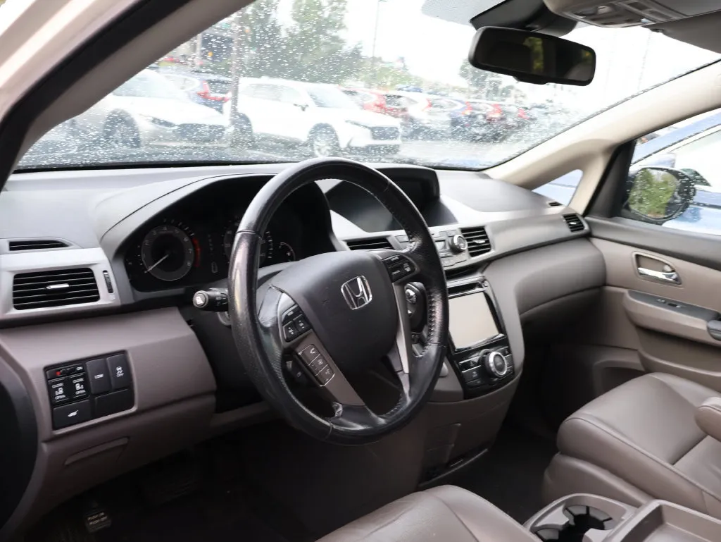 Honda Odyssey photo 11