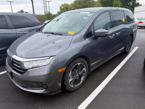 Another view of 2024 Honda Odyssey Elite for sale in Kansas City, MO at Jay Wolfe Honda